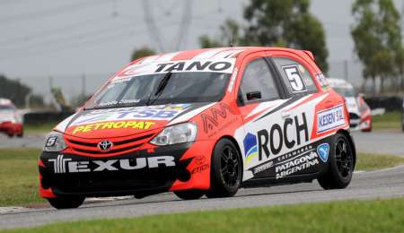 Grasso comenzó con el pie derecho