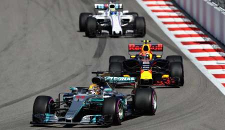 A Hamilton no lo para nadie