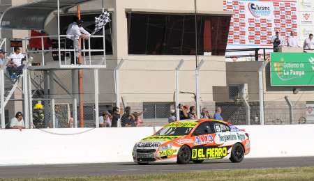 Castellano sigue siendo favorito