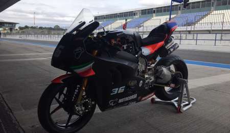 Tati Mercado 6to. en un test de Jerez pasado por agua 