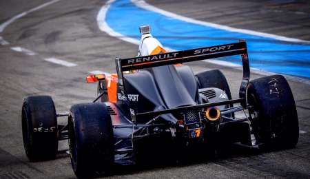 Sacha Fenestraz probó en Hockenheim