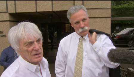 A Ecclestone le pararon el carro