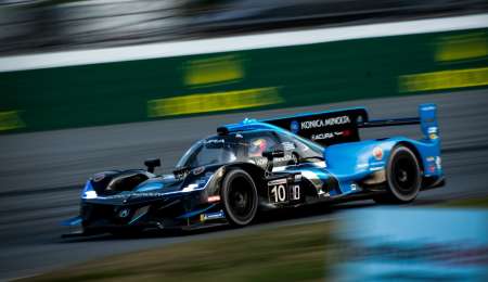 El Acura Nro 10 del Wayne Taylor Racing ganó las 24 Horas de Daytona