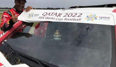 Nasser Al-Attiyah promueve el Mundial de fútbol Qatar 2022
