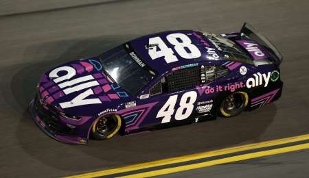 Nascar en Richmond donde sorprendió Alex Bowman