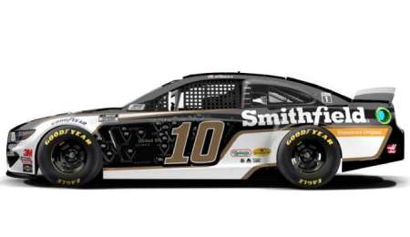 Nascar en New Hampshire Almirola larga adelante