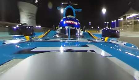 Vuelta a bordo 360° con Alonso al mando del Renault R25