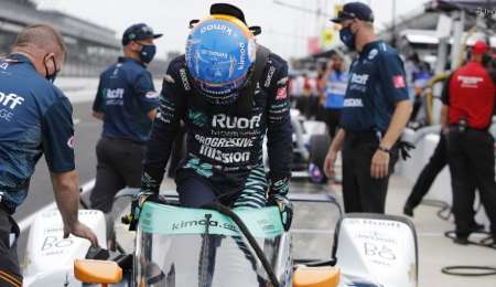 Buen comienzo de Fernando Alonso en Indianápolis