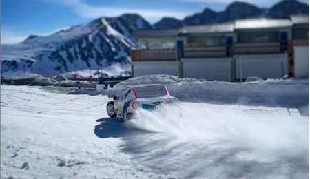 A bordo con Alonso improvisando en la nieve