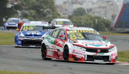 Los "cuatro fantásticos" no aflojan en el Súper TC2000