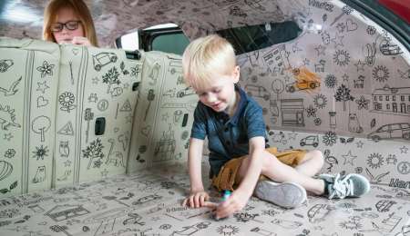 El auto para colorear