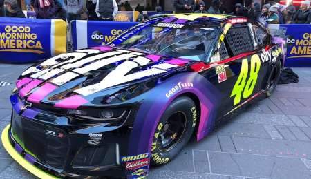 La gran figura del Nascar presentó su diseño en pleno Nueva York