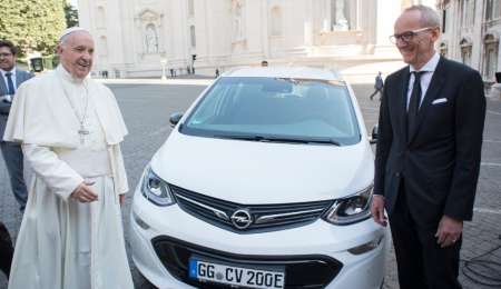 El nuevo auto del Papa Francisco