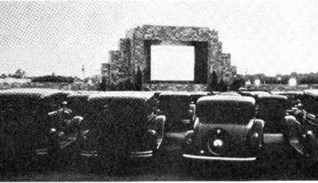 El 6 de Junio de 1933 se inauguraba el primer Auto-cine 