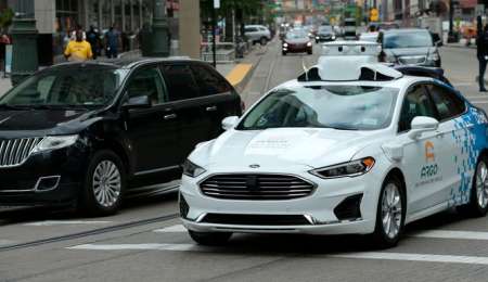 Según una encuesta los usuarios no confían en movilidad autónoma y eléctrica