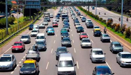 Lo que no puede faltar en el auto a la hora de viajar