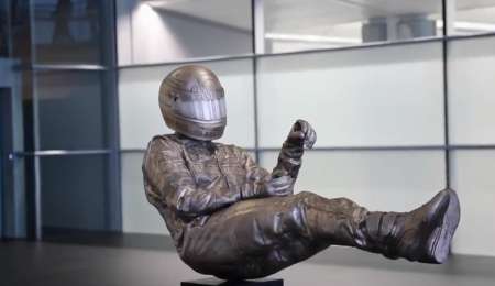 La escultura que hizo McLaren para Ayrton Senna