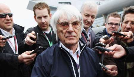 "Rossi en F1 hubiera tenido bandera negra"