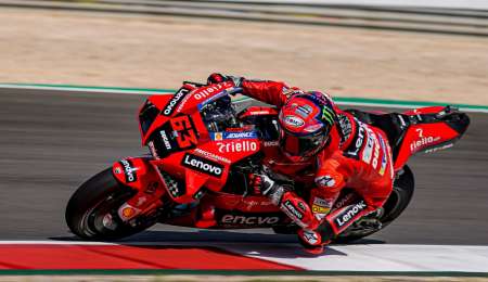 Bagnaia, dueño del mejor tiempo del viernes en Portugal