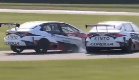 El toque que generó la exclusión de Barrichello