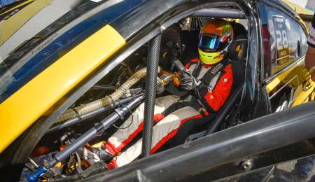 Renault y sus dos invitados que debutan en los 200 Kilómetros