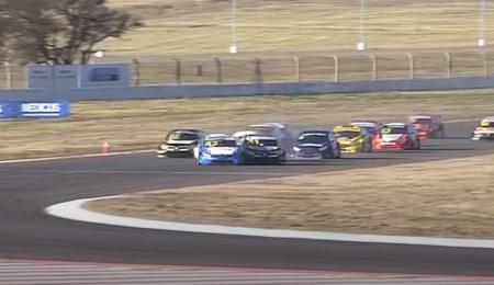 El toque entre Scuncio Moro y Barrio que despertó la polémica