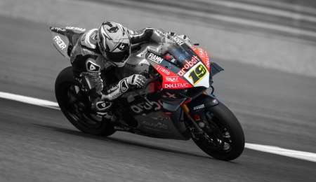  ¿La moto de Bautista está en reglamento?