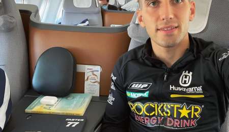 Parte de la delegación argentina puso rumbo a Arabia Saudita