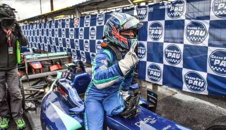 Ganó dos años después de su amputación de piernas