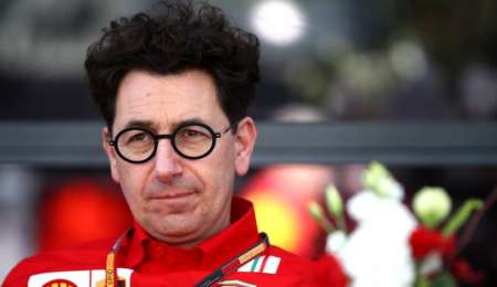 Binotto le respondió a Hamilton: “No somos más rápidos que Mercedes”