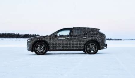 BMW divulgó imágenes de lo que será su auto insignia en el segmento de los eléctricos