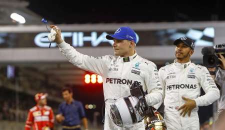 Mercedes jugó en Abu Dabi