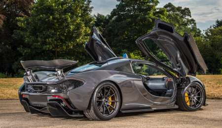 Button vende una joya, su propio McLaren P1