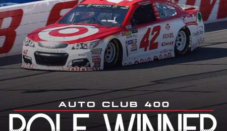 Larson larga adelante en Nascar