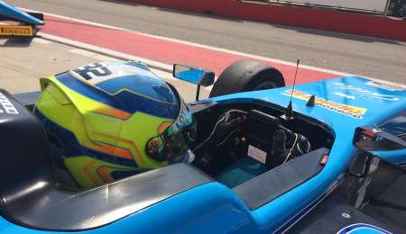 Carrara entrenó en Adria