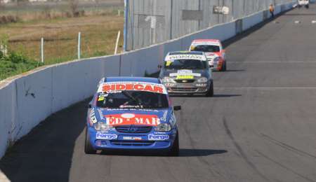 Cicarelli, Telo y Cerretti, dueños de las series de C2