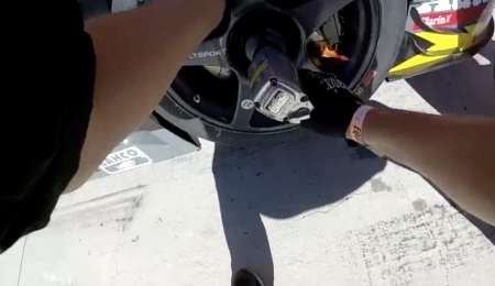 Cambio de neumáticos en primera persona