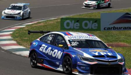 Canapino no se entrega y estira la definición 