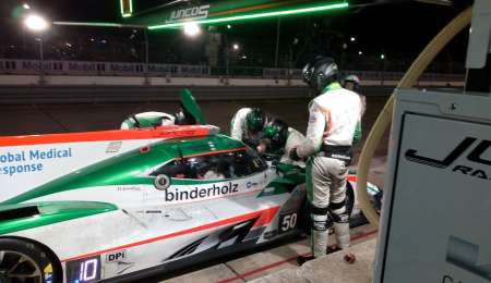 El Cadillac sigue en carrera, pero Canapino espera el final desde abajo