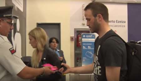 Canapino festejó su campeonato de TC en un avión