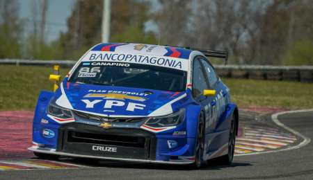 Canapino le ganó el duelo a Rossi y se llevó la victoria en Buenos Aires