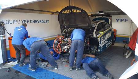 Así se cambia un motor