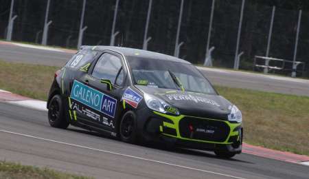 Cassiano y Melli largan al frente en las finales del Turismo Pista