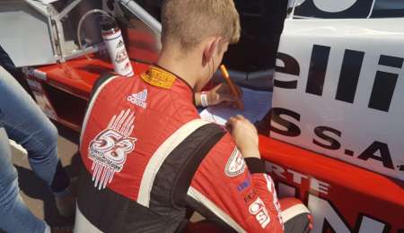 El extraño ejercicio de Catalán Magni antes de largar