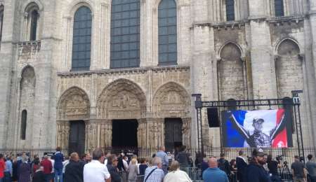 El último adiós a Hubert en Francia