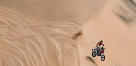 Gran día para Honda en el Dakar