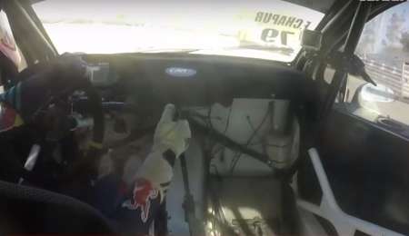 Espectacular vuelta a bordo de Chapur en CARX