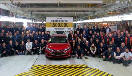 Chevrolet llegó a 1.500.000 vehículos en Santa Fe