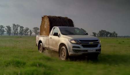 Chevrolet, la grieta del campo y la campaña de la Pick Up S10