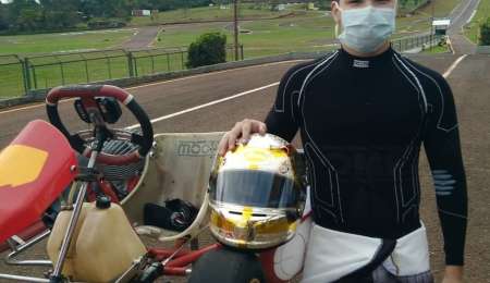Bruno Chiappella giró con un karting en Posadas